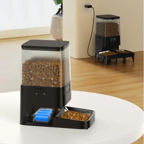 Automatic Feeder Dual Bowl